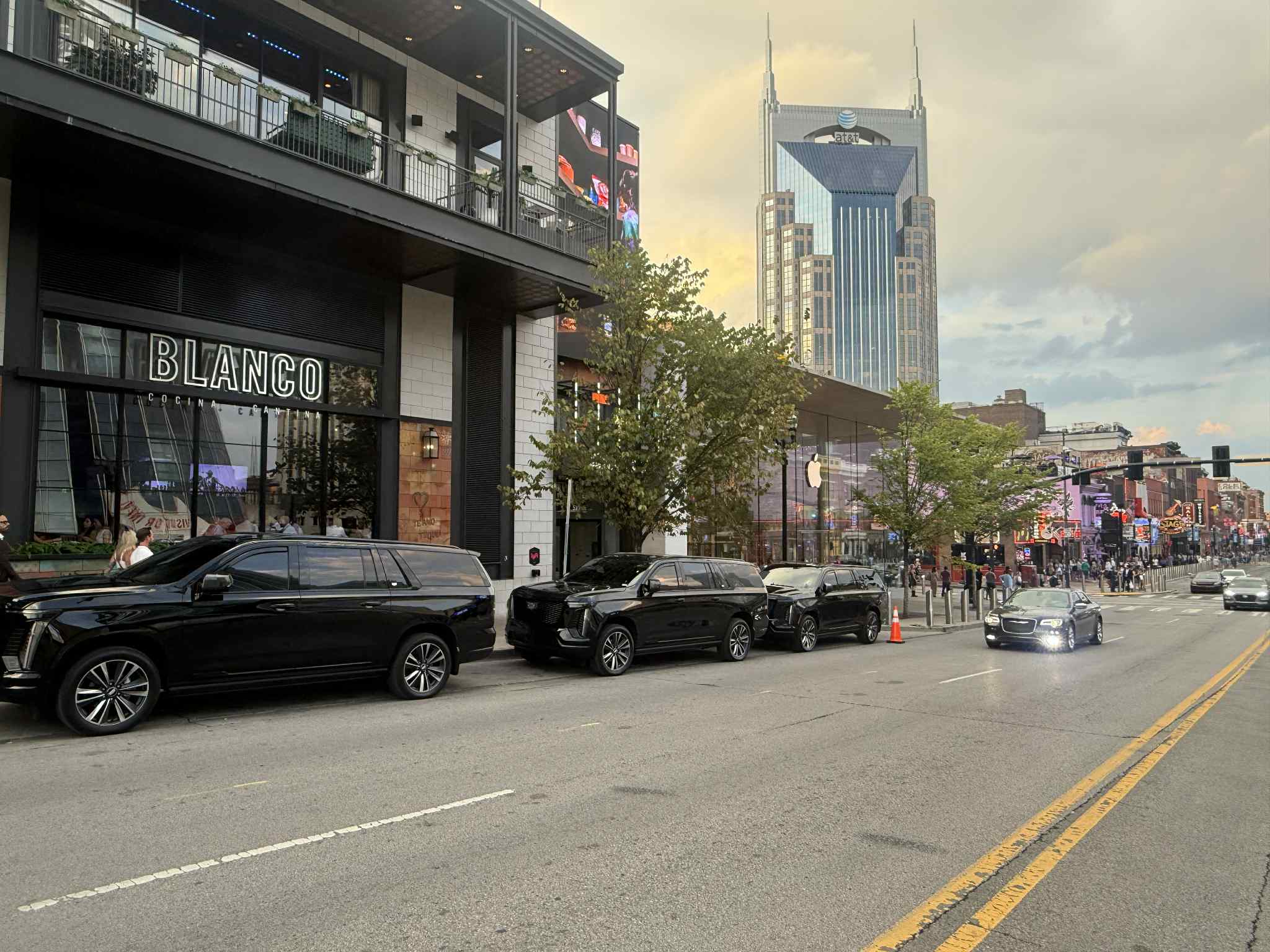 First Class Limo vehicles in Nashville
